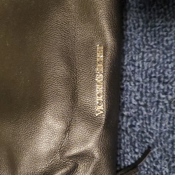 Back pack - Picture 2 of 3